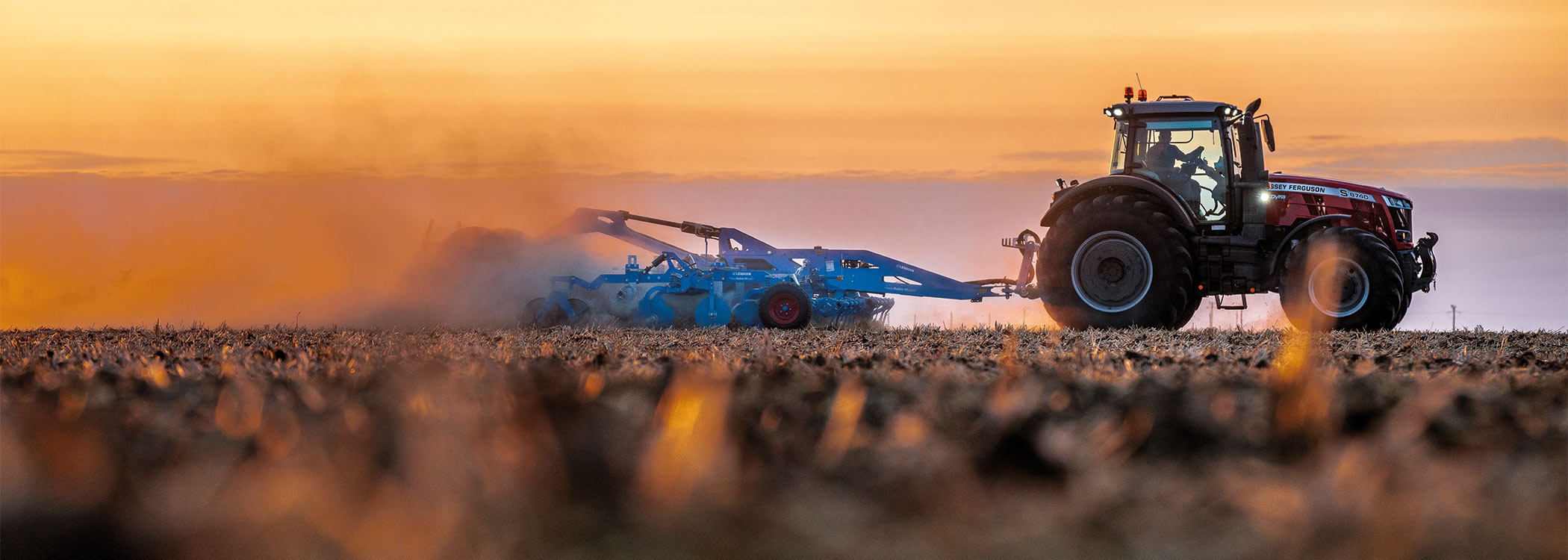 Bodenbearbeitung mit dem LEMKEN Rubin 10