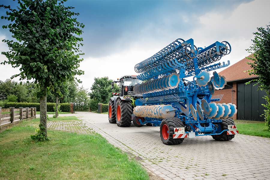 Kurzscheibenegge Rubin 10/1000 von LEMKEN Kurzscheibenegge Rubin 10/1000 von LEMKEN